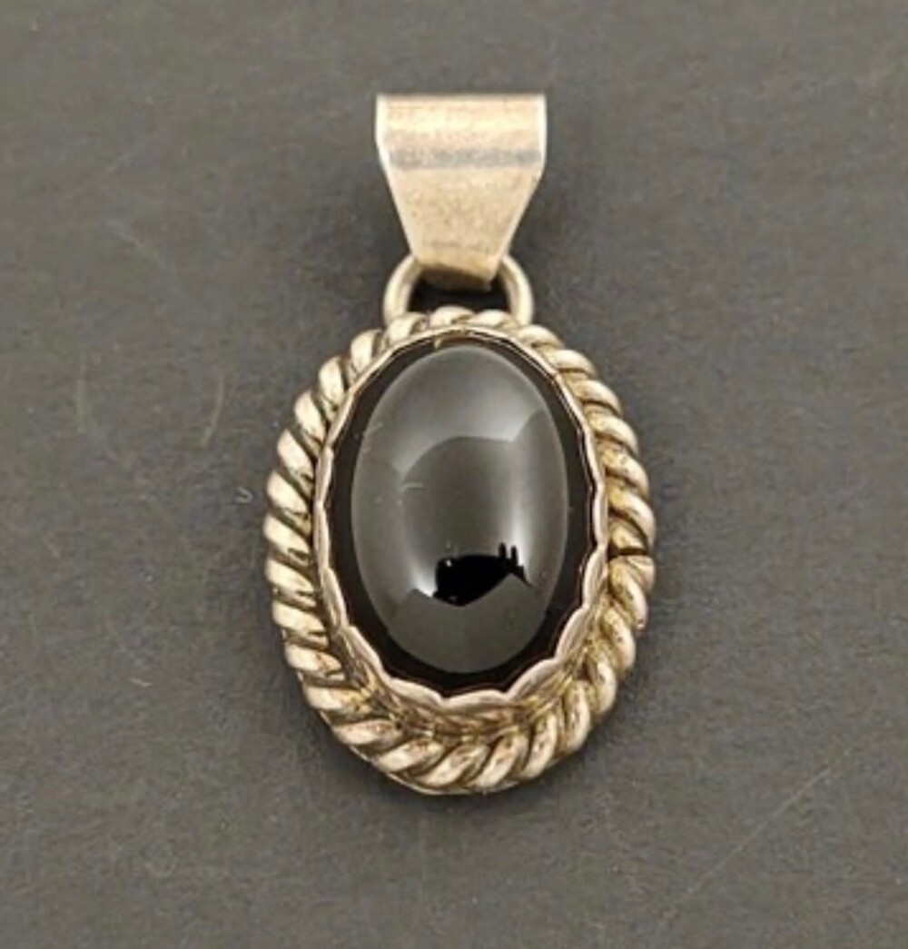 Native American Sterling Silver Black Onyx Pendant RRT Hallmark Rope Bezel